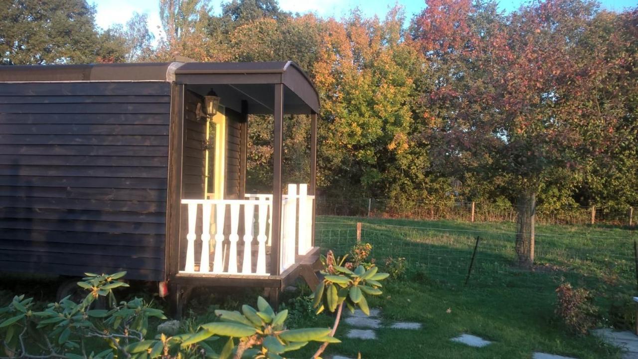 Pipowagen Elsebein Groningen Westerwolde Unieke Ligging Met Eigen Tuin En Vrij Uitzicht Over Veld Naar Natuurgebied Onstwedde Extérieur photo